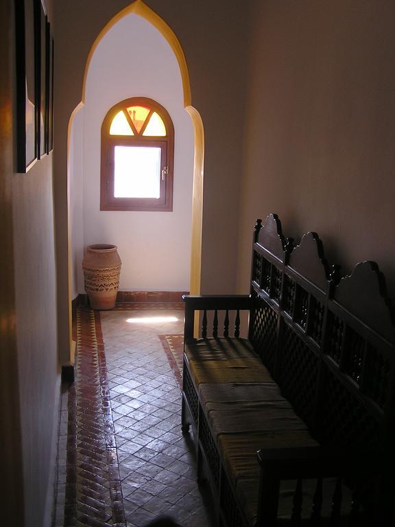 לינה וארוחת בוקר אסאוירה Dar Al Bahar מראה חיצוני תמונה