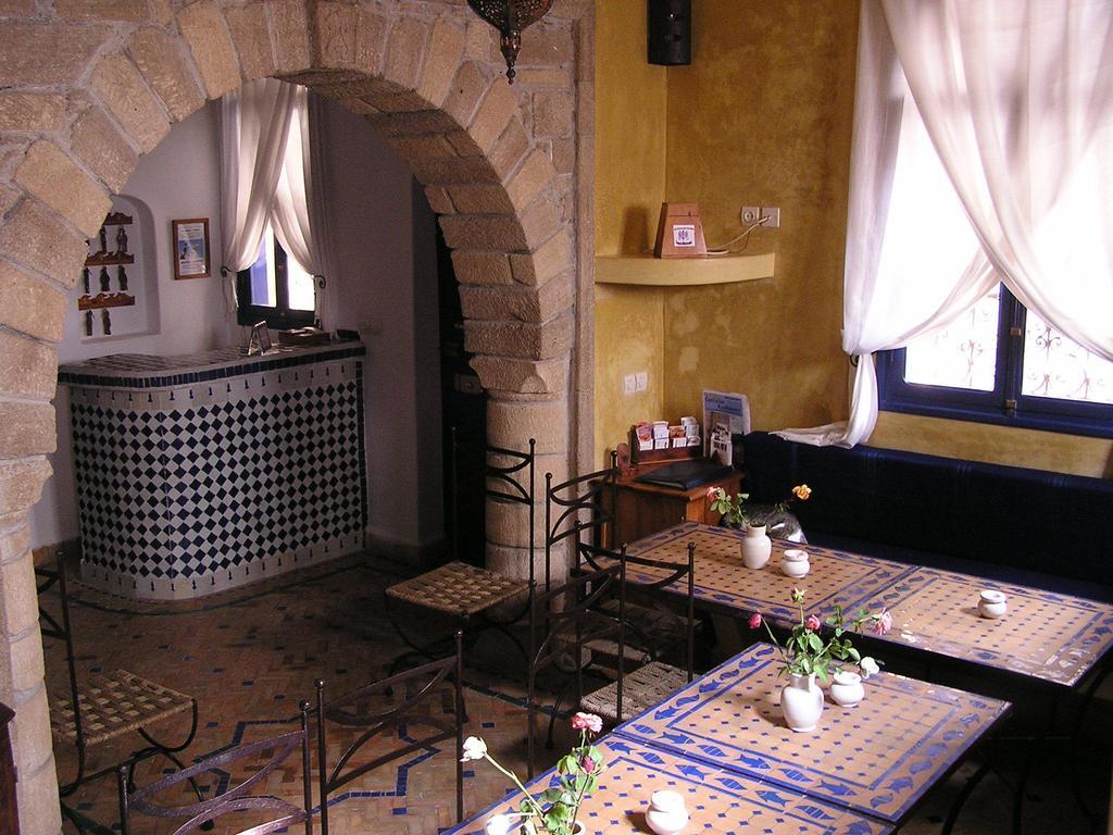 לינה וארוחת בוקר אסאוירה Dar Al Bahar מראה חיצוני תמונה