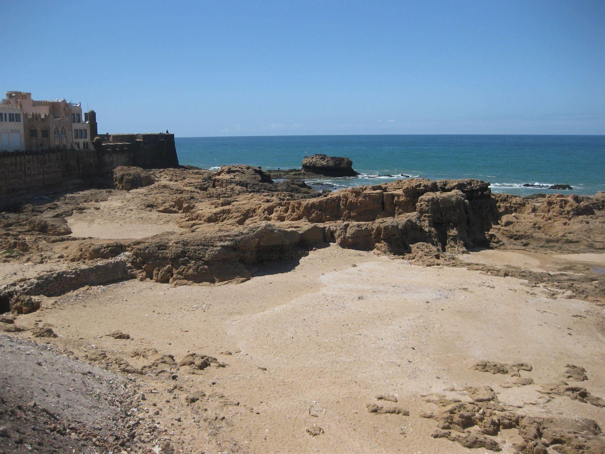 לינה וארוחת בוקר אסאוירה Dar Al Bahar מראה חיצוני תמונה